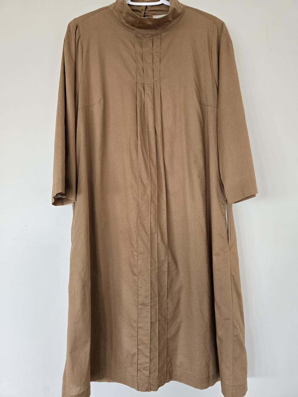 Maybe Vintage Ladies XL Minimalist Camel Shift Dress Bric-a-brac.Hip Pockets